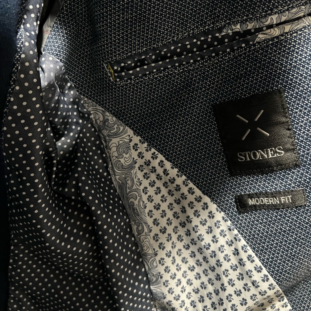 STONES Blazer - Picture 2 of 3